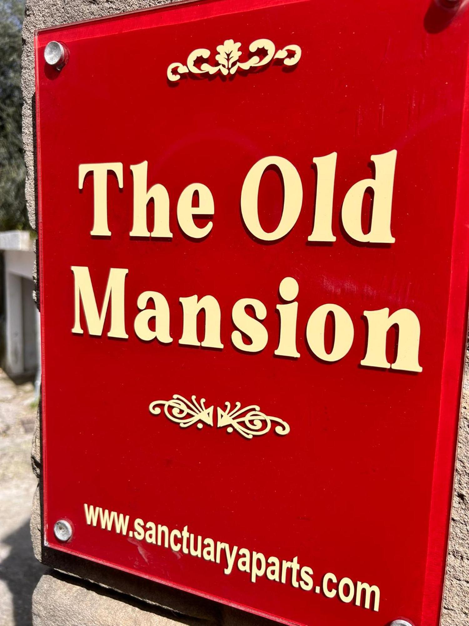 SinarádesThe Old Mansion公寓 外观 照片
